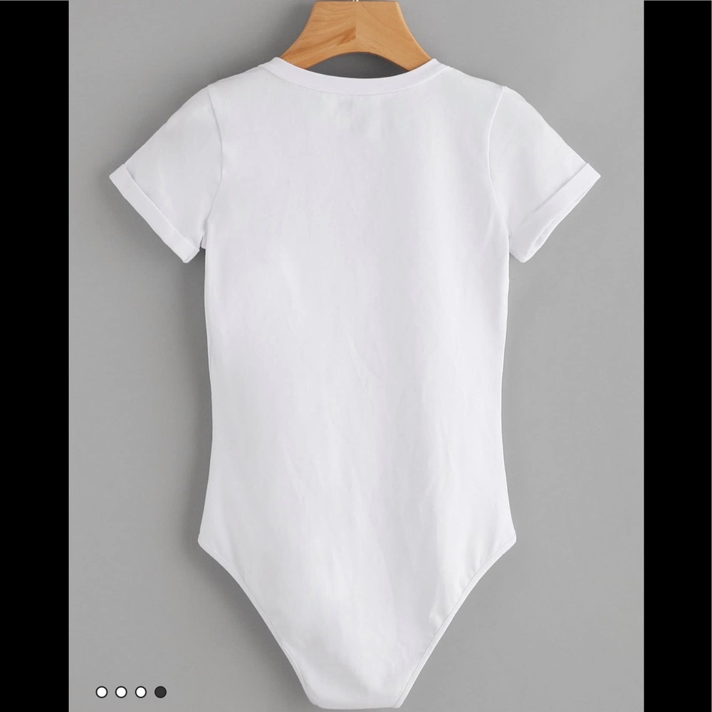 White V-Neck Rolled Cuff Bodysuit Size M - Picture 7 of 8